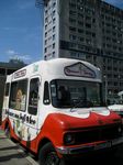 Le marchand de glaces nous a rejoint pour les festivités!